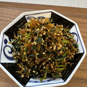楽ラク手抜キッチン🐶🐾の作ってみた!投稿(捨てないで！栄養満点‼︎『蕪の葉ふりかけ』)