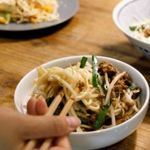 椎茸入り台湾ルーローそぼろ 「香菇肉燥」で本格台湾混ぜ麺!