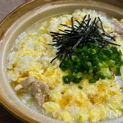 寒い日にぴったり 鶏塩ねぎたま雑炊
