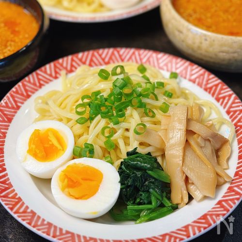 つるっと食べられてスタミナ抜群！【豚そぼろ味噌つけ麺】