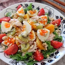 チキンと野菜とフルーツのパワーサラダ♩栄養満点！主食サラダ