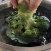 【ブロッコリーの焼きシーザー】茹でずにワンパン！栄養満点◎の下準備