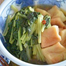 はんぺんと小松菜のピリ辛クタクタ煮【作り置き】