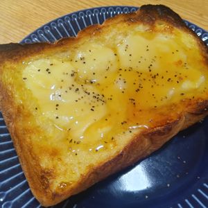 mmm10の作ってみた!投稿(ハマる!やみつき絶品【はちみつチーズトースト】)