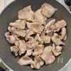 10分で簡単！茶色がうまい【コクだれ豚きのこ炒め】の工程2