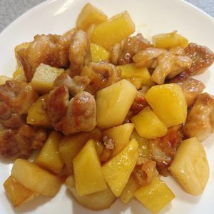 サラの作ってみた!投稿(ボリューム満点！バター醤油ペッパーじゃがチキン)