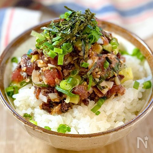 混ぜるだけ！これは旨すぎる♡【カツオのなめろう風丼】