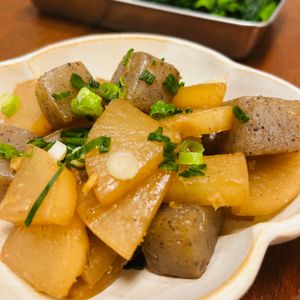 tAnAkoの作ってみた!投稿(めんつゆでラクラク♪味しみ♪『大根とこんにゃくのおかか煮』)
