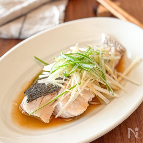 シンプルなのにハマる【白身魚の中華蒸し】