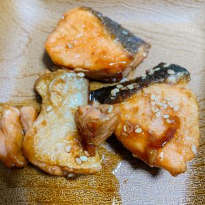 1322383の作ってみた!投稿(作りおきやお弁当にも♪『秋鮭のごま甘酢照り焼き』)