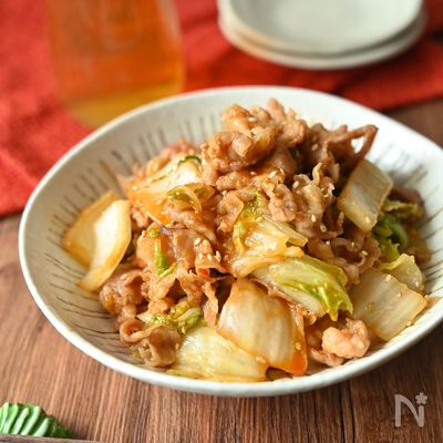 ごま油香る 旨辛豚バラ白菜