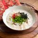 ＼おうちの乾物を使って／レンジで簡単！　オートミールの中華粥