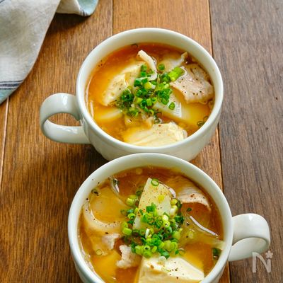 豚バラと長芋とお豆腐の旨だし味噌スープ