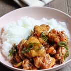 ワンパン15分のアメリカ町中華【バーボンチキン】ご飯にかけて