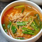 【豚キムチのスタミナスープ】ガツンとうまい！疲れた体に染みる