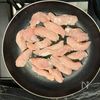 レモンで爽快！【ズッキーニと鶏むね肉のワンパン甘酢炒め】の工程3