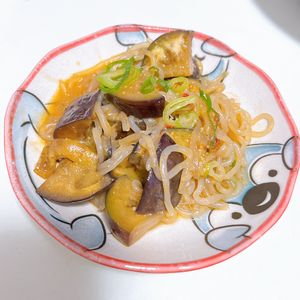 にらたまの作ってみた!投稿(ご飯が進む♪【茄子としらたきの麻婆風ピリ辛炒め】腸活にも)