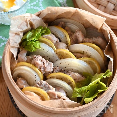 シンプルが１番美味しい♡【鶏と玉ねぎのレモン蒸し】