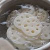 【3つの材料で料亭の味】ゆず胡椒タレ✨旬野菜の肉巻きの工程1