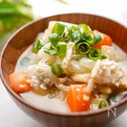 野菜がたっぷり♪【7種の具材の旨みたっぷり味噌汁】
