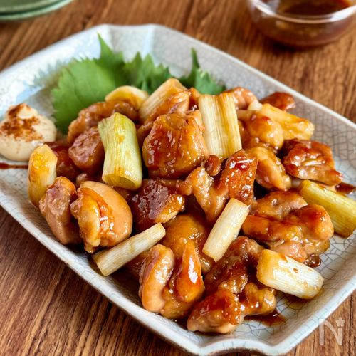 黄金比だれで作る！【鶏ももねぎまの焼き鳥風】