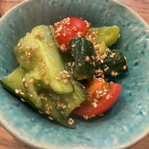 noajiroの作ってみた!投稿(きゅうりとトマトの《居酒屋風♡旨だしサラダ》)