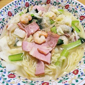 ナムディの作ってみた!投稿(【野菜たっぷり塩タンメン】具沢山で大満足！)