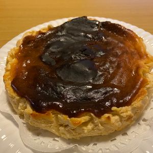 ロッタの作ってみた!投稿(ラヴィーニャのバスク風チーズケーキ)