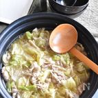 豚バラとキャベツの豚汁風ガーリック味噌バター鍋