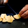 鶏肉とトマトで作る【洋風 鶏トマト肉じゃが】の工程1