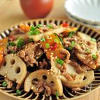 れんこんとかぼちゃのピリ辛ひき肉炒め
