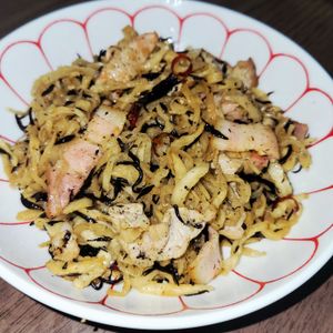 ヴェルの作ってみた!投稿(切り干し大根とひじきの《和風ペペロンチーノ》)