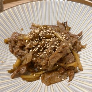 Natsukoの作ってみた!投稿(ごはんがすすむ♪牛ごぼうのしぐれ煮)
