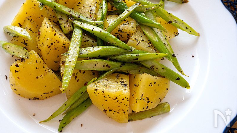 アスパラとじゃがいものガーリックバジルチーズ炒め By ともきーた 伊藤 智子 レシピサイト Nadia ナディア プロの料理家のおいしいレシピ