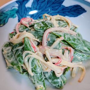 まゆのの作ってみた!投稿(【スナップえんどうとカニカマのわさびマヨサラダ】レンチンだけ)