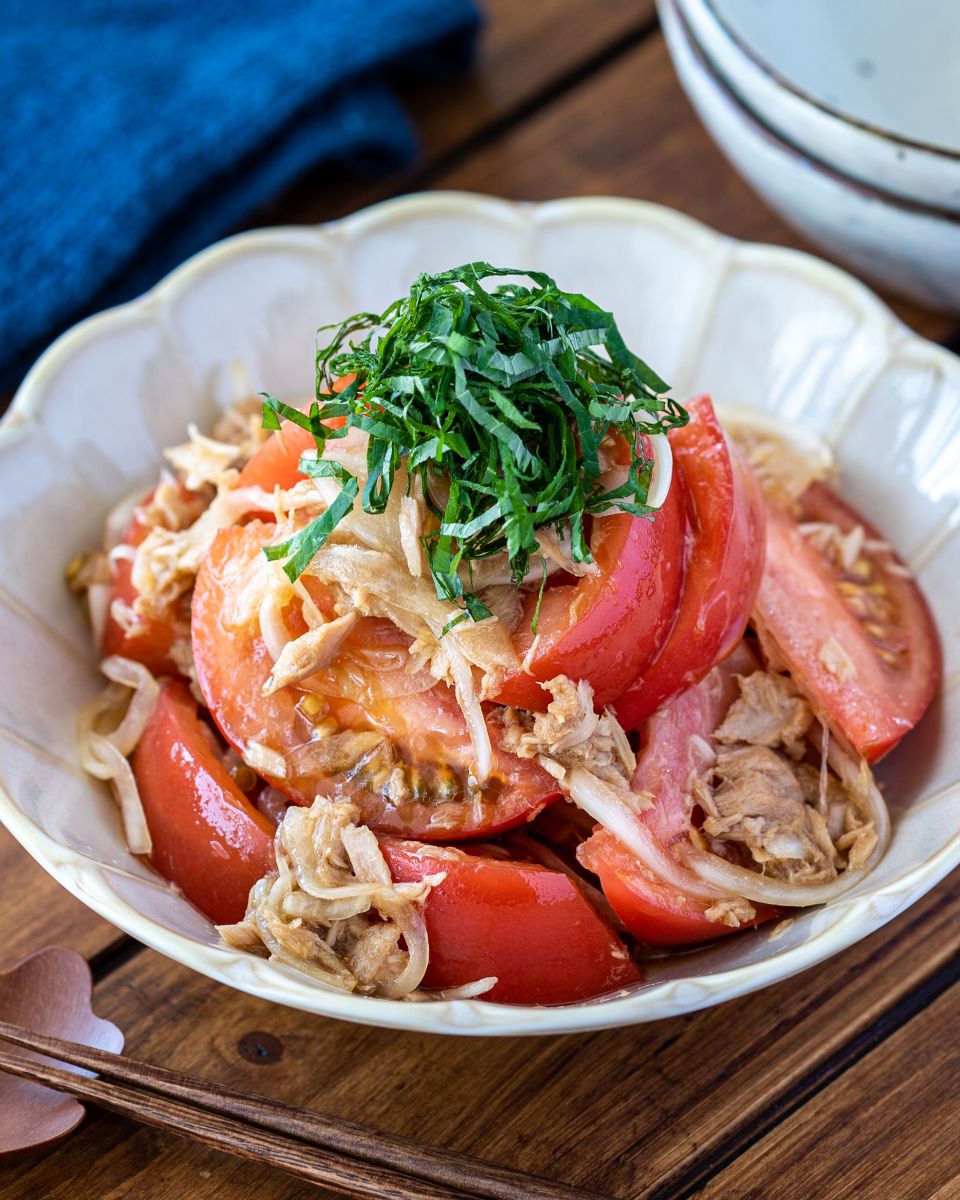 ポン酢でさっぱり美味しい】トマトと玉ねぎのツナサラダ | レシピ