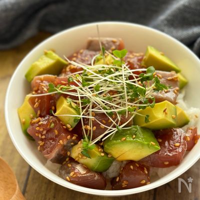 火を使わない!かつおdeポキ丼♪