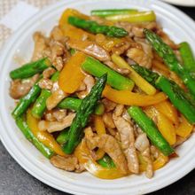 【豚肉とアスパラのチンジャオロース】ご飯が進む春野菜おかず♪