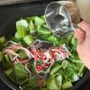 材料２つ•10分！《青梗菜とカニカマのあんかけ》の工程3