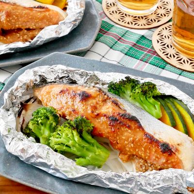 【鮭のごま味噌ホイル焼き】魚焼きグリルで簡単に♡