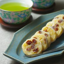 切り餅で簡単!酒粕レーズンたっぷりの芳醇バター餅