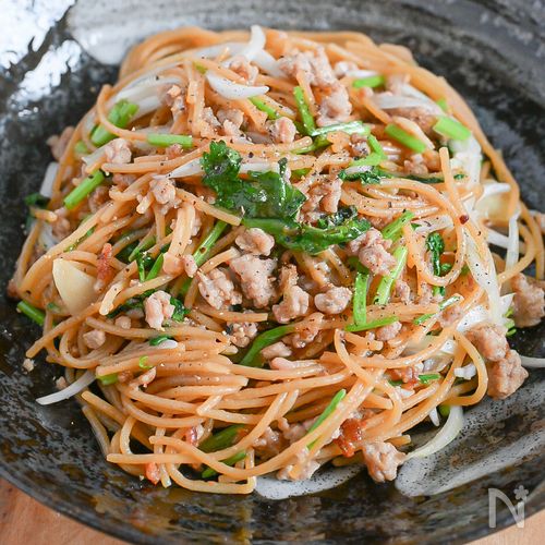 やみつき間違いなし！パクチーと豚ひき肉のパスタ