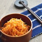 ラクうま♡年中使えるお弁当・常備菜〜人参の出汁バターきんぴら