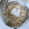 【ねばとろ梅だしそば】暑い日はこれ！さっぱり美味しいの工程1