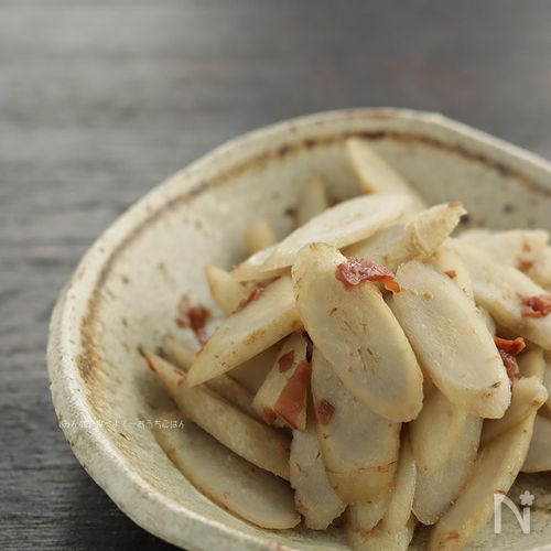 梅味のきんぴらごぼう【食材ひとつでおかずシリーズ】