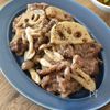 [牛肉とれんこんの黒コショウ炒め]ピリッと甘くてご飯が進む