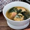 ふんわり車麩とわかめのごま中華スープ