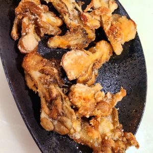 みー助の作ってみた!投稿(カリカリ舞茸のから揚げ【#揚げない #包丁不要 #おつまみ】)