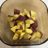 ご飯が進む!【鶏肉とさつまいもの甘酢ごま絡め】レンジで時短♪の工程1