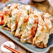 【おつまみ豚こましそ餃子】簡単パパっと♡一口餃子で乾杯！